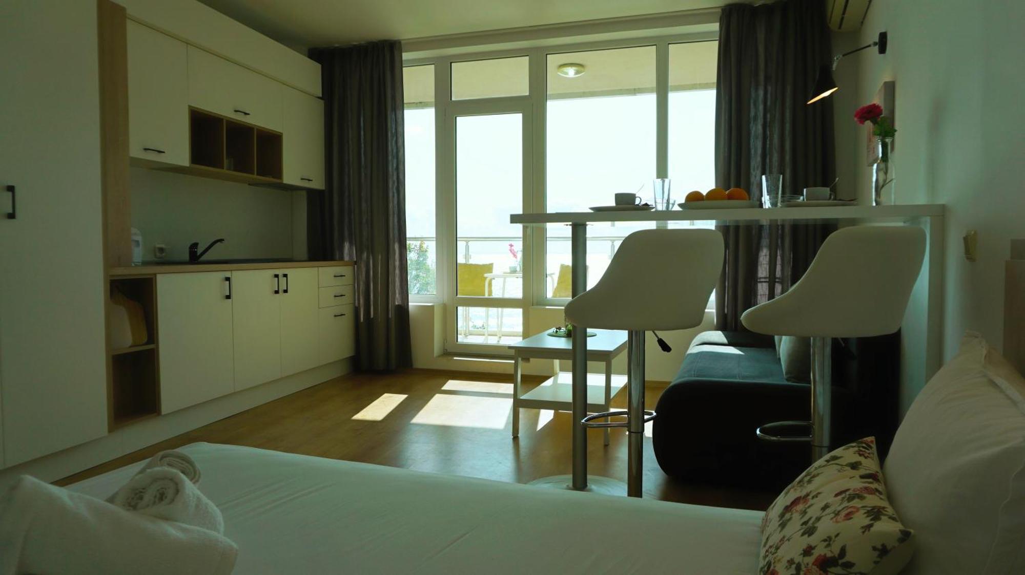 Плажни Апартаменти Силвър Бийч - Silver Beach Sea Apartments Бяла Номер фото